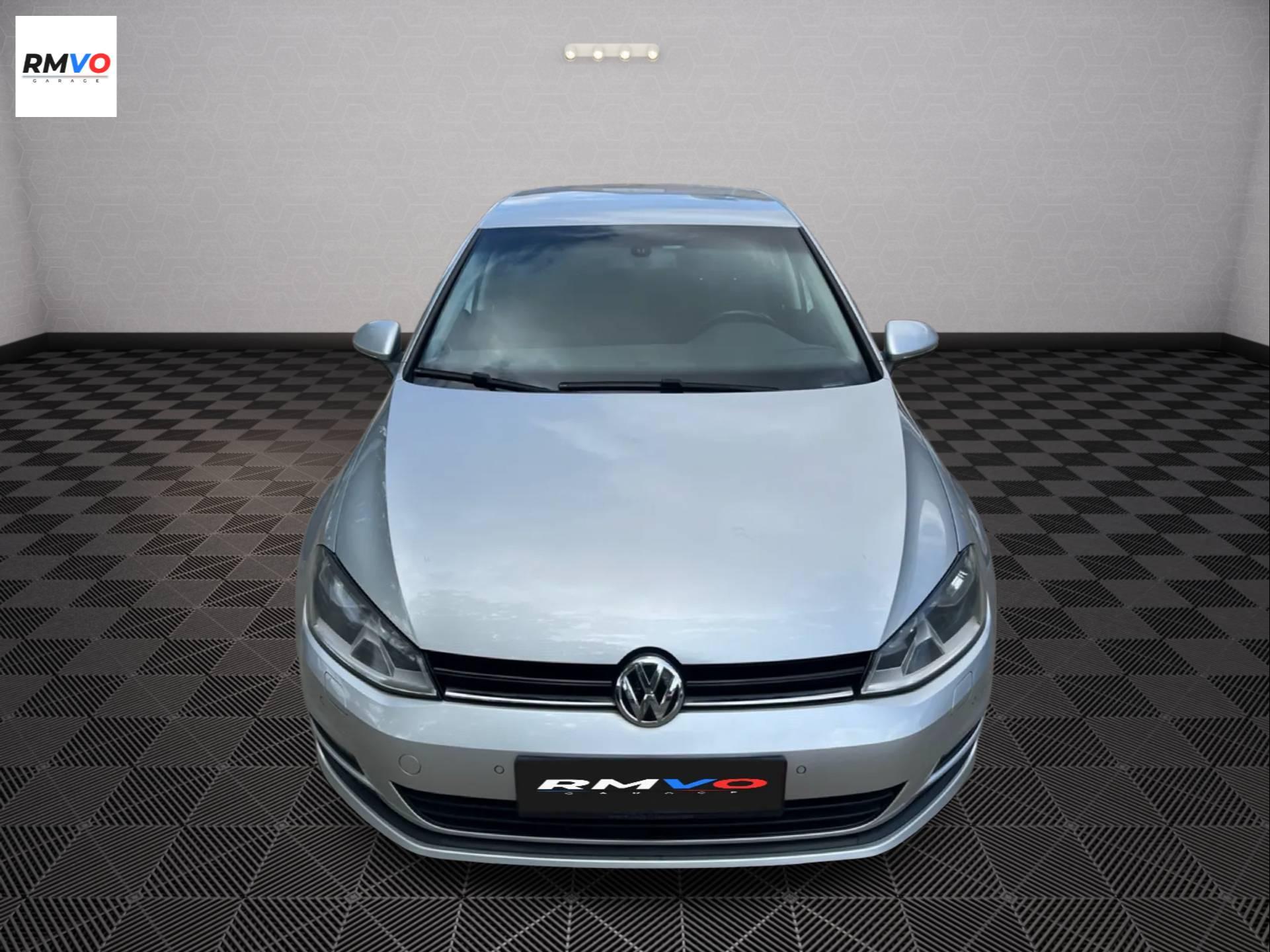 VOLKSWAGEN GOLF VII BERLINE