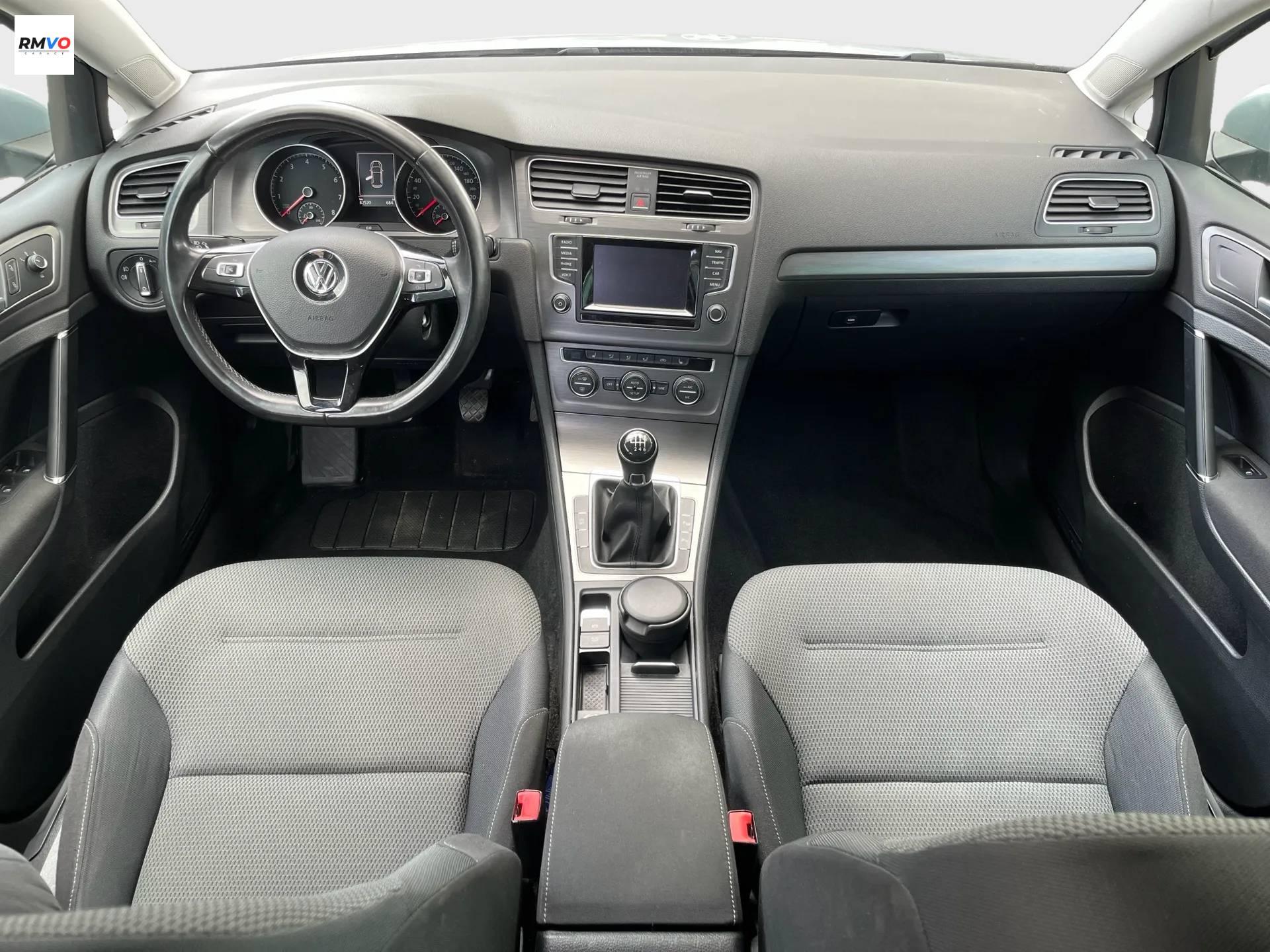 VOLKSWAGEN GOLF VII BERLINE
