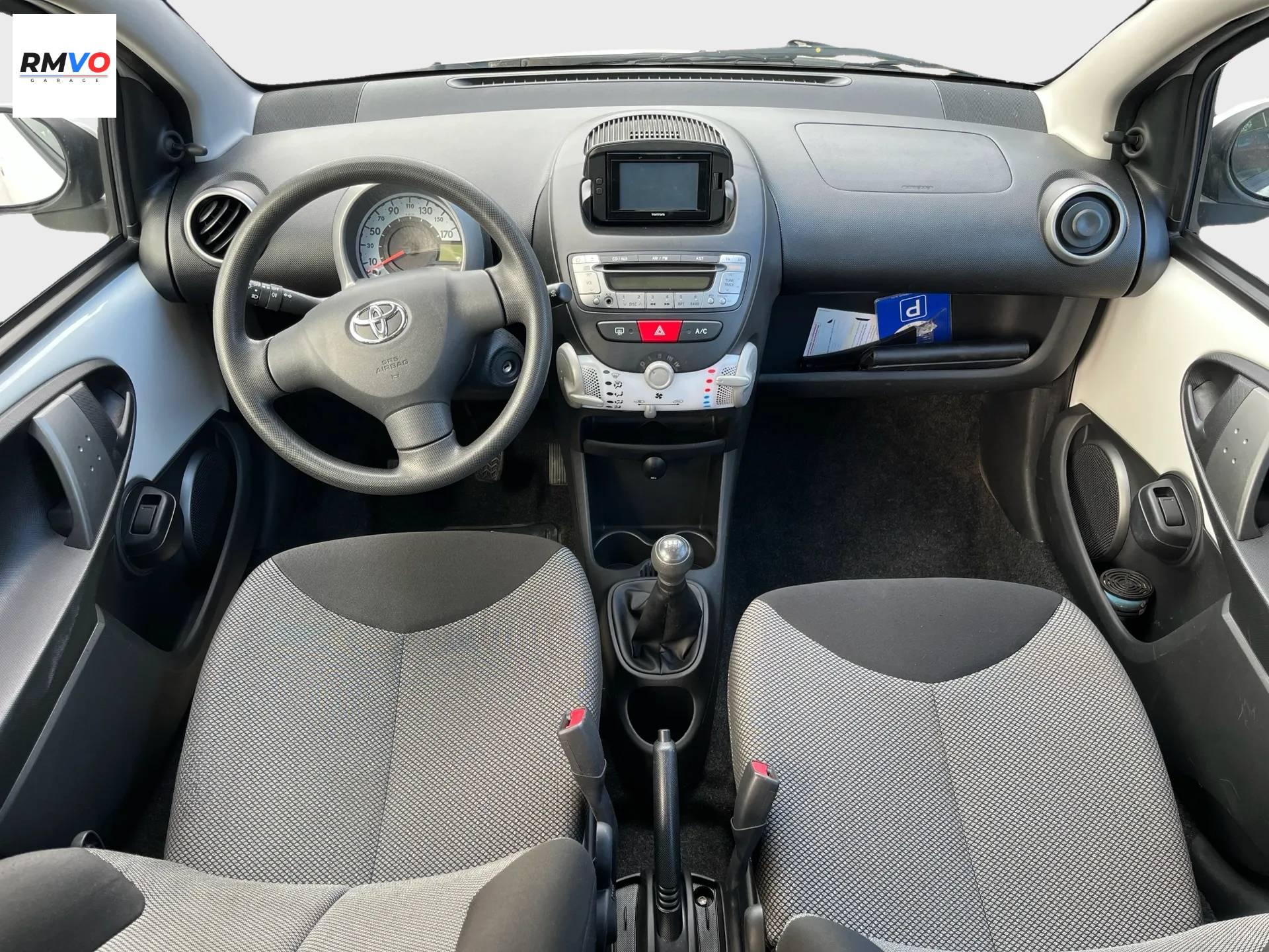 TOYOTA AYGO