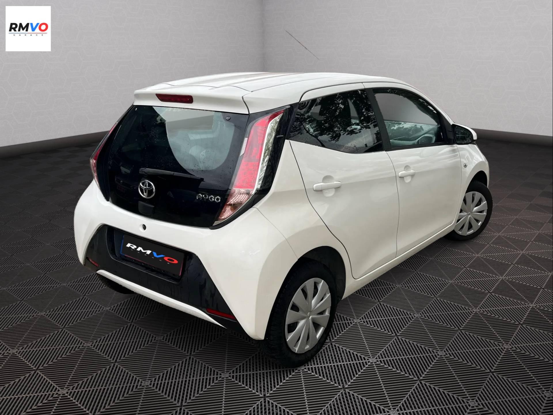 TOYOTA AYGO