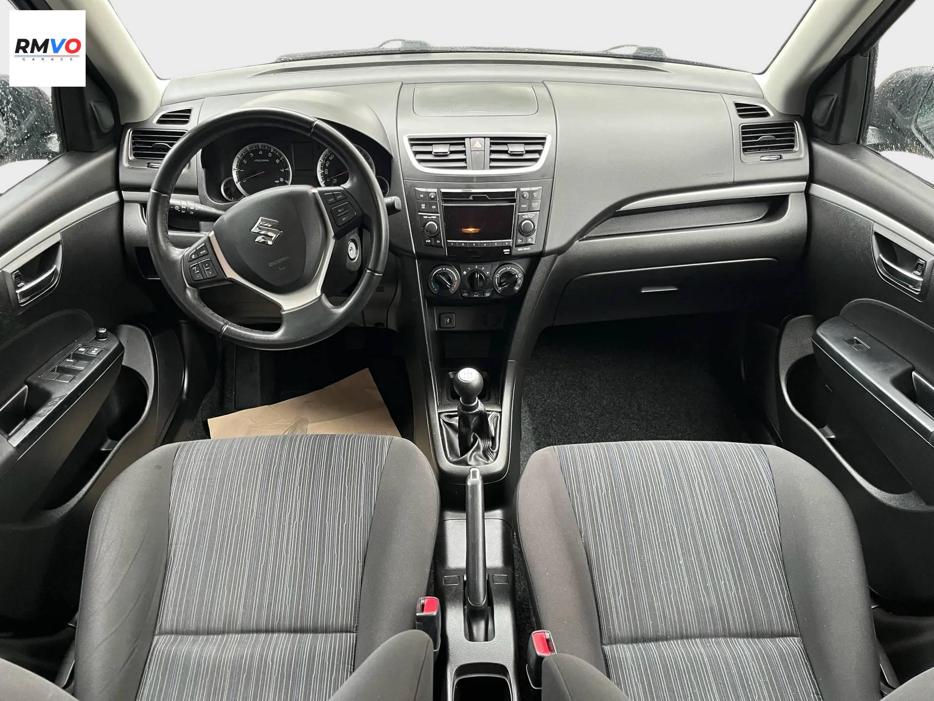 SUZUKI SWIFT