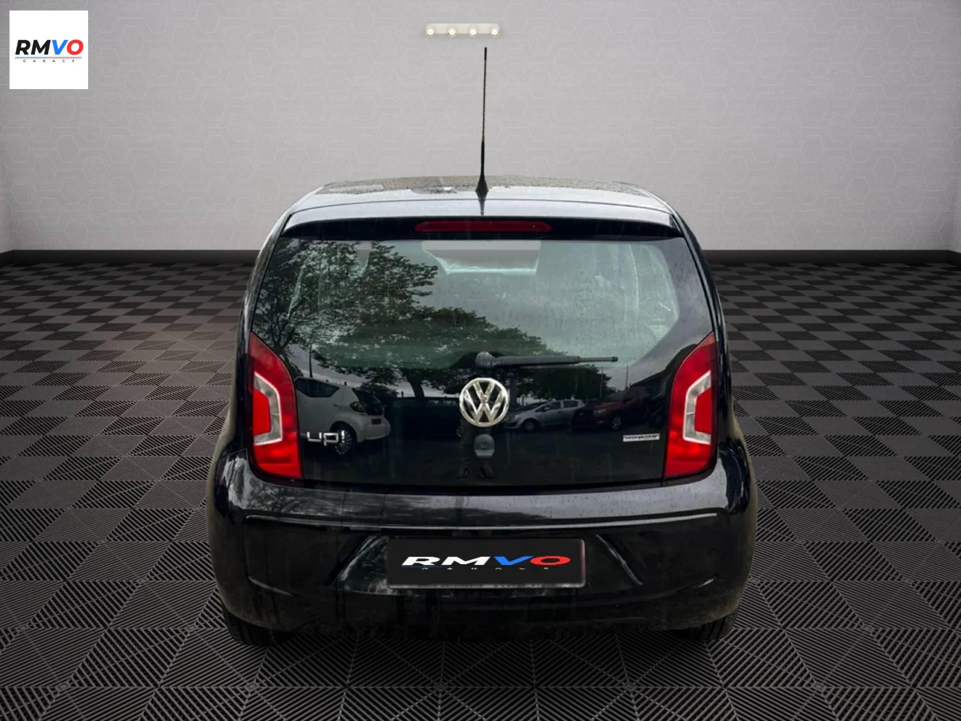 VOLKSWAGEN UP