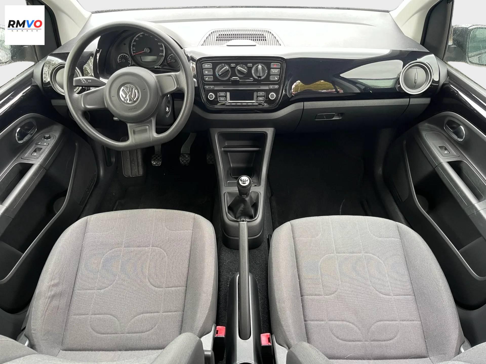 VOLKSWAGEN UP